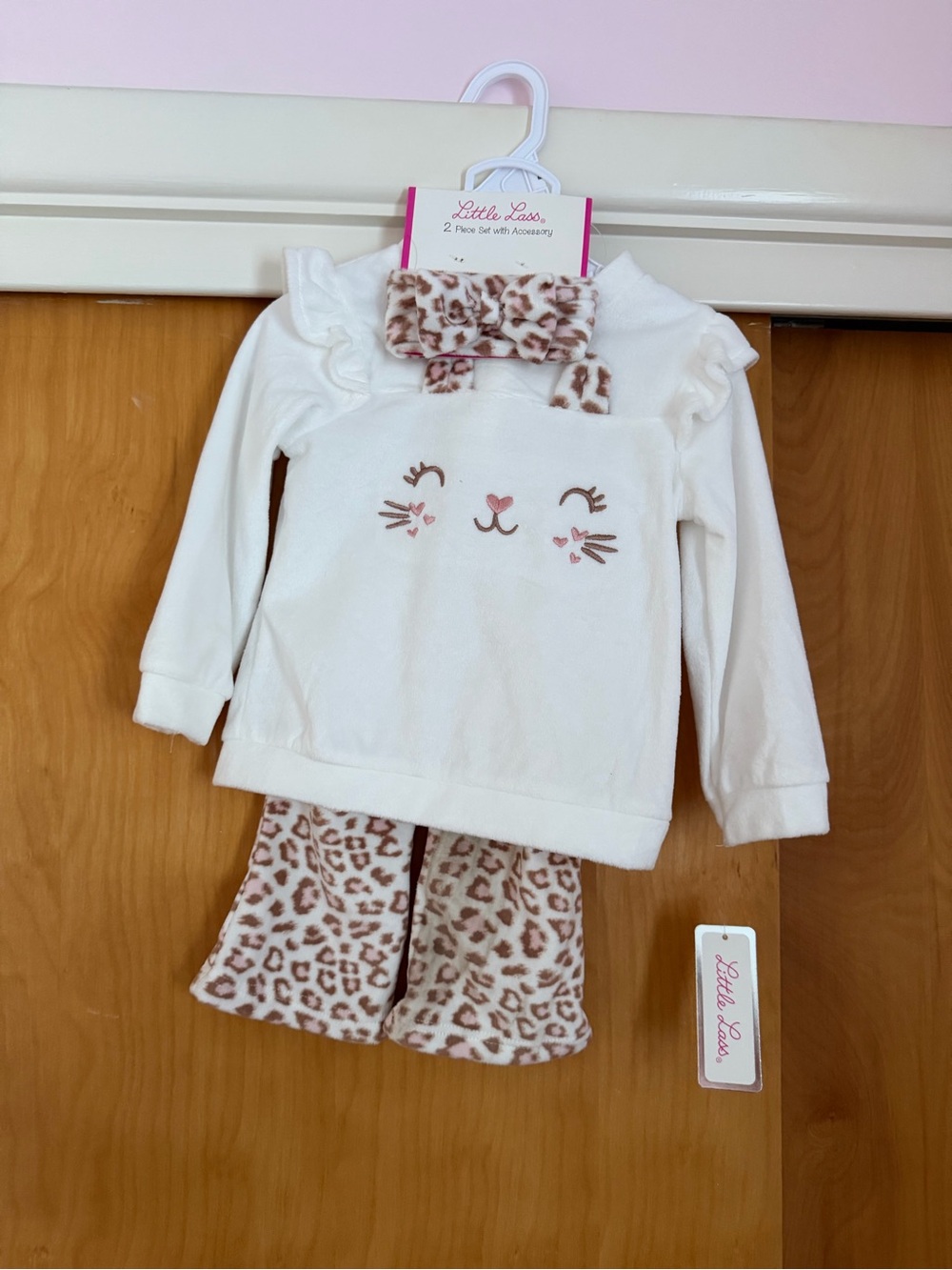 Little Lass Cream & Tan Leopard Girls Pajama Set with Bow